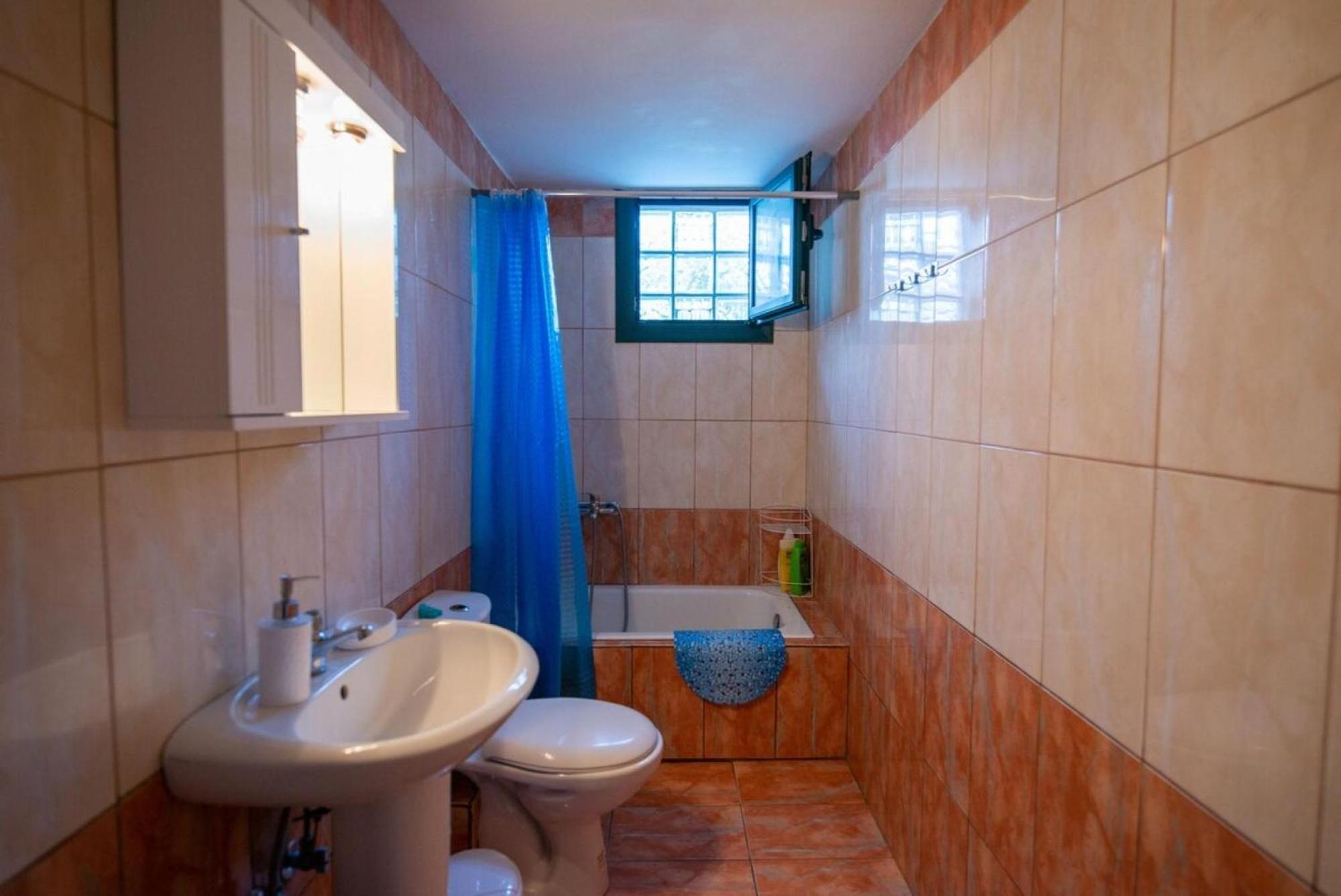 Peroulakis Traditional House Afráta Εξωτερικό φωτογραφία